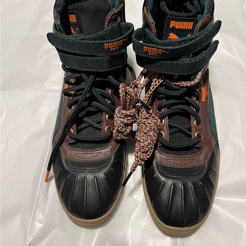 Black and Brown Lace-Up Sneakers - Picture 7 of 7
